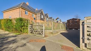 Photo 19- click for photo gallery